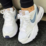 DEPORTIVO DAMA NIKE TEKNO