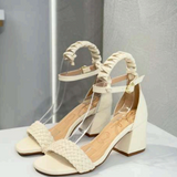 TACONES ENCANTOS EN LOS PIES